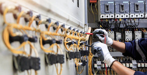 Professional Electrician technician working in Minorca, LA